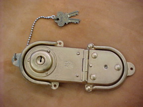 Old Stock Original Excelsior Automobile Trunk Lock with Key